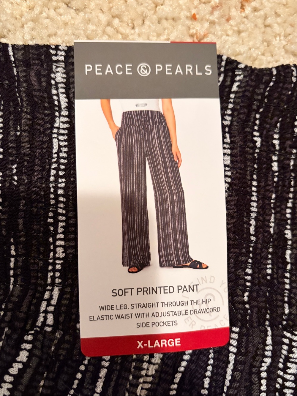 NWT flowy printed pants